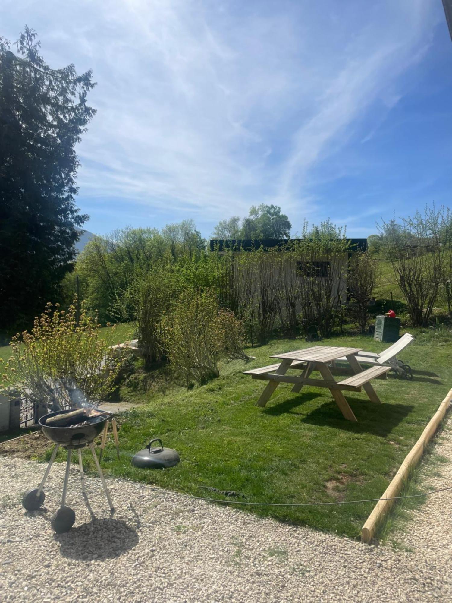 Calme Dans Maison Proche Albertville Appartement *